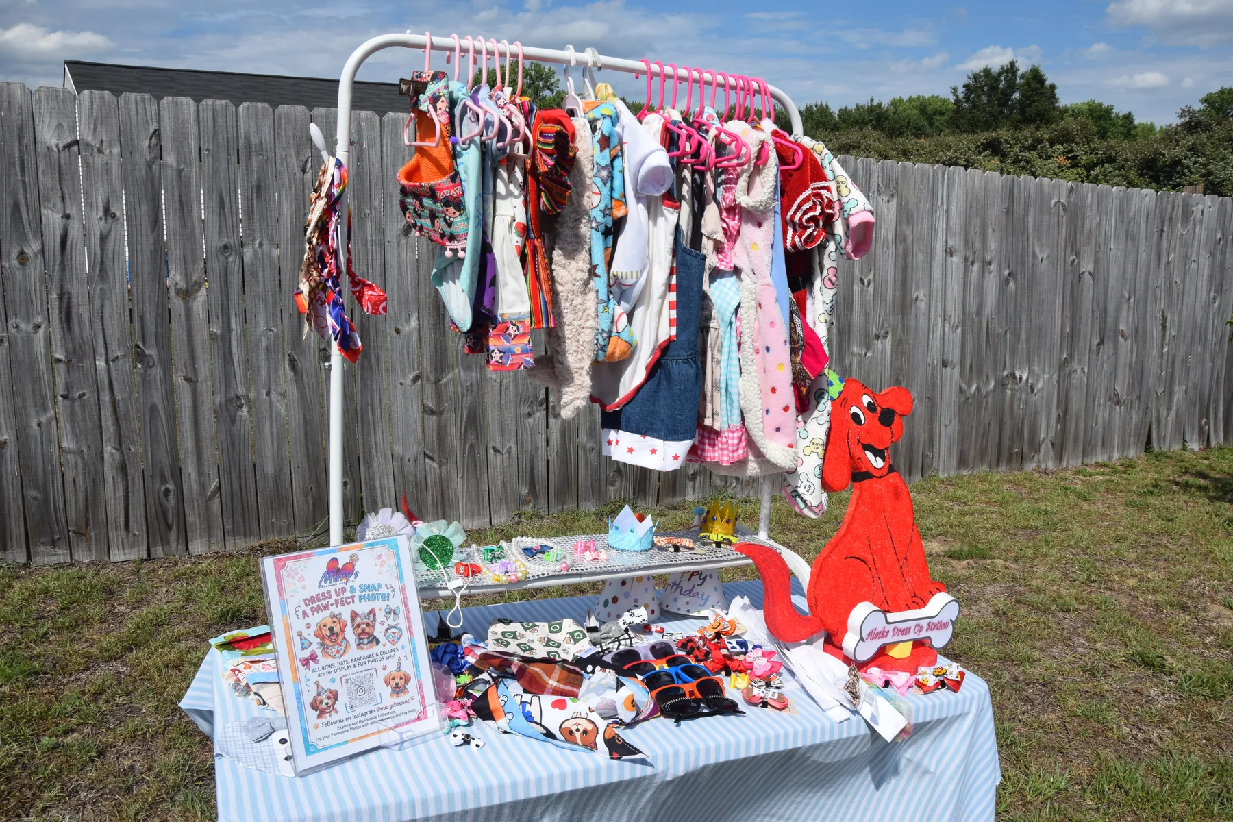 Accessories and welcome table